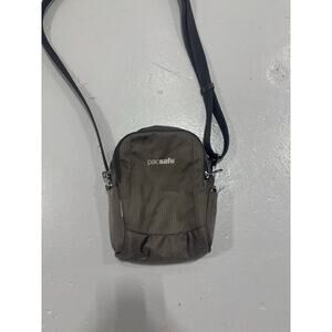 Pacsafe Metrosafe LS100 Anti-Theft Crossbody Bag Econyl Gray RFID Mesh Lockable
